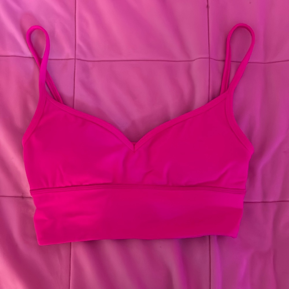 NWOT LULULEMON Sports bra